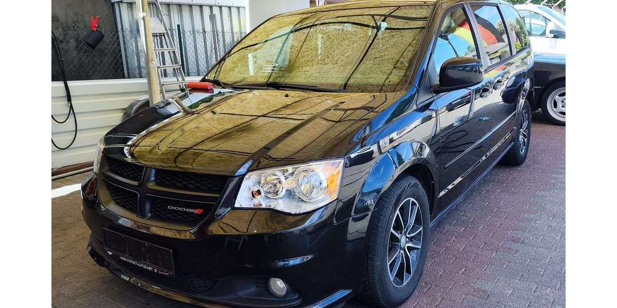 Dodge Grand Caravan 130.000 km 13.900 &euro; Mainz-Kastel 55252