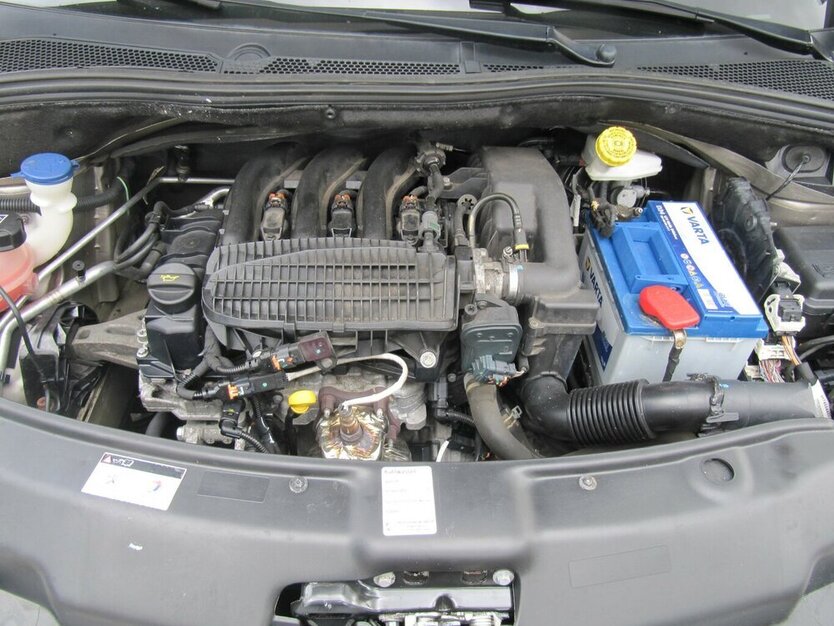208 Style Klima + Insp.+ TÜV + Neu +