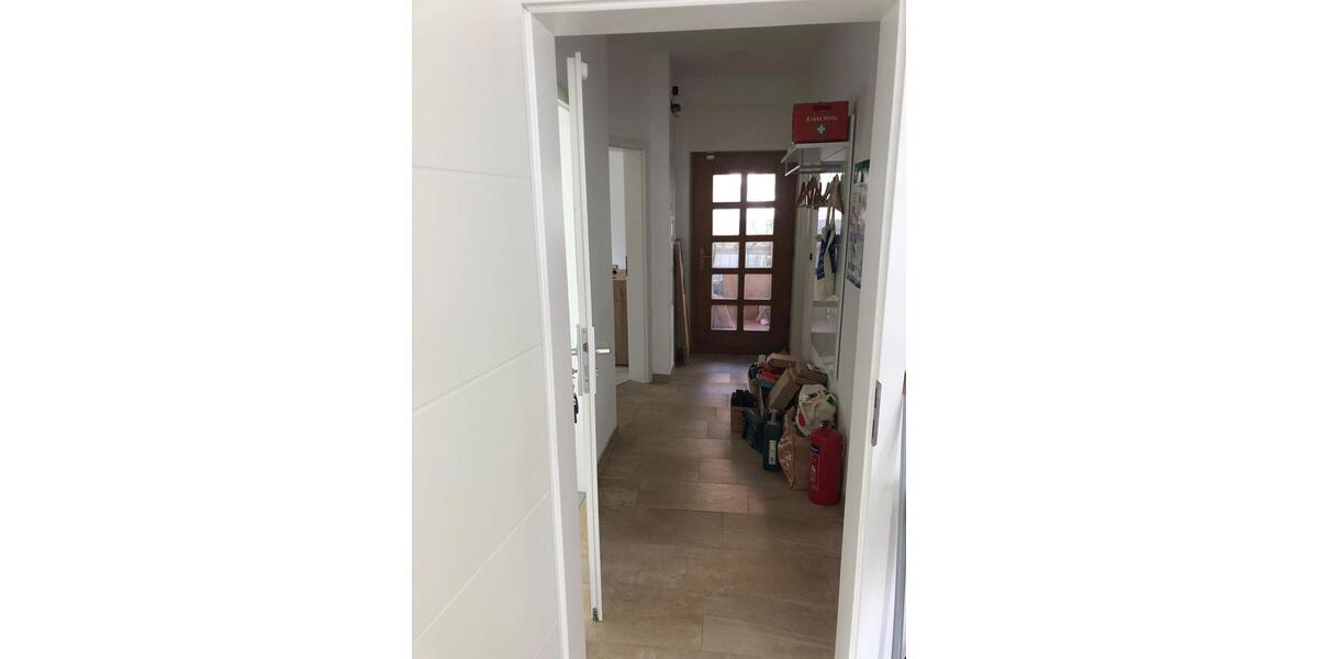 Erdgeschoßwohnung Wiesbaden Mainz-Amöneburg - 3 Zimmer, 70 m&sup2;, 1.300&euro; | Angebot:26278168