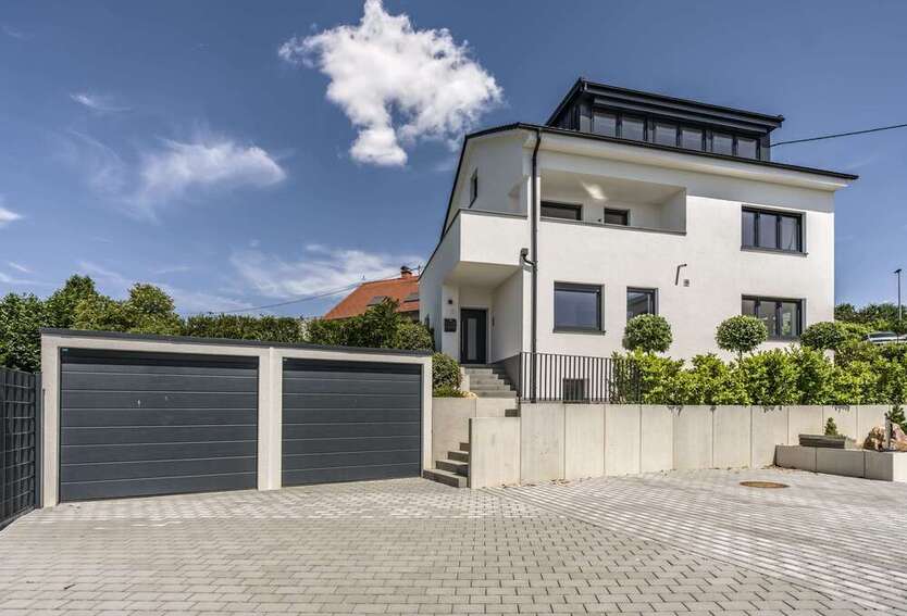 Haus zum Mieten in Taunusstein 3.390 € 269.67 m²