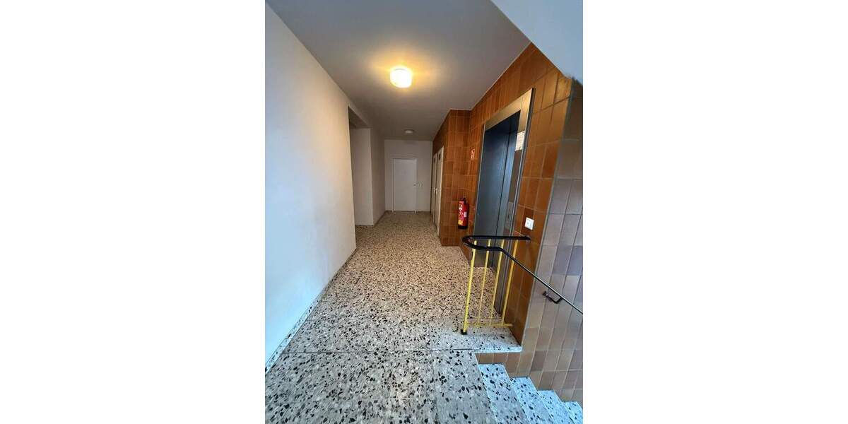 Etagenwohnung Rüsselsheim am Main Rüsselsheim - 2 Zimmer, 77 m&sup2;, 1.050&euro; | Angebot:25372133