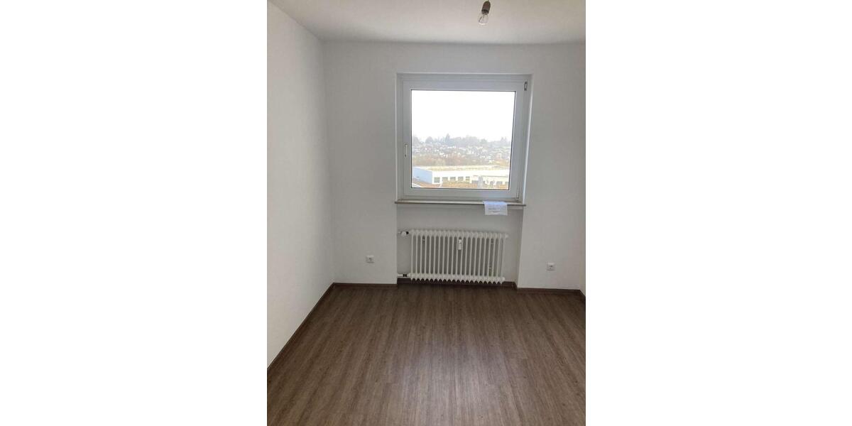 Etagenwohnung Oberursel (Taunus) - 3 Zimmer, 67 m&sup2;, 1.008&euro; | Angebot:26425340