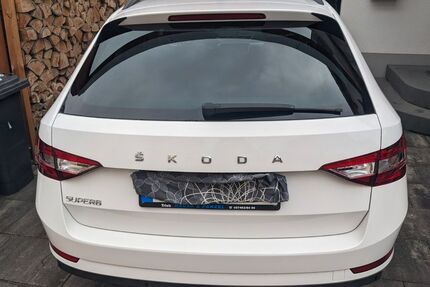 Skoda Superb 92.000 km 22.400 &euro; Dienheim 55276