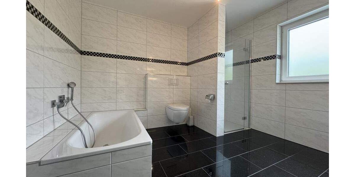 Doppelhaushälfte Wiesbaden Nordost - 6 Zimmer, 252 m&sup2;, 1.935.000&euro; | Angebot:24040897