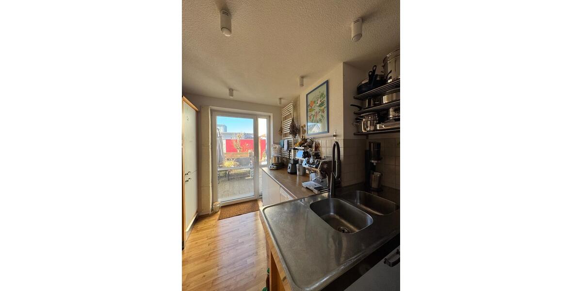 Zentral gelegene Einliegerwohnung zur Miete auch als WG möglich 3 zimmer