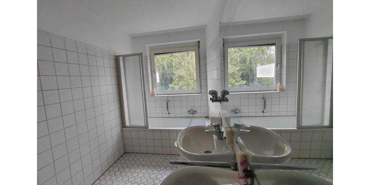 Etagenwohnung Königstein im Taunus - 3.5 Zimmer, 97 m&sup2;, 375.000&euro; | Angebot:27022805