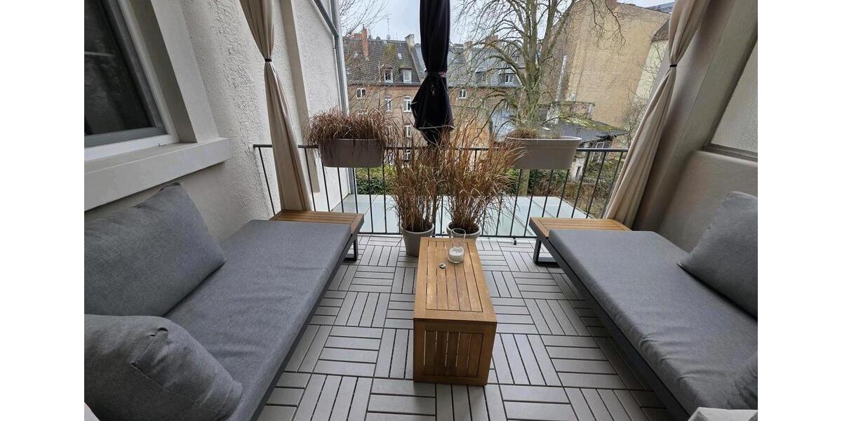 Etagenwohnung Wiesbaden Nordost - 6 Zimmer, 151 m&sup2;, 1.950&euro; | Angebot:25365796