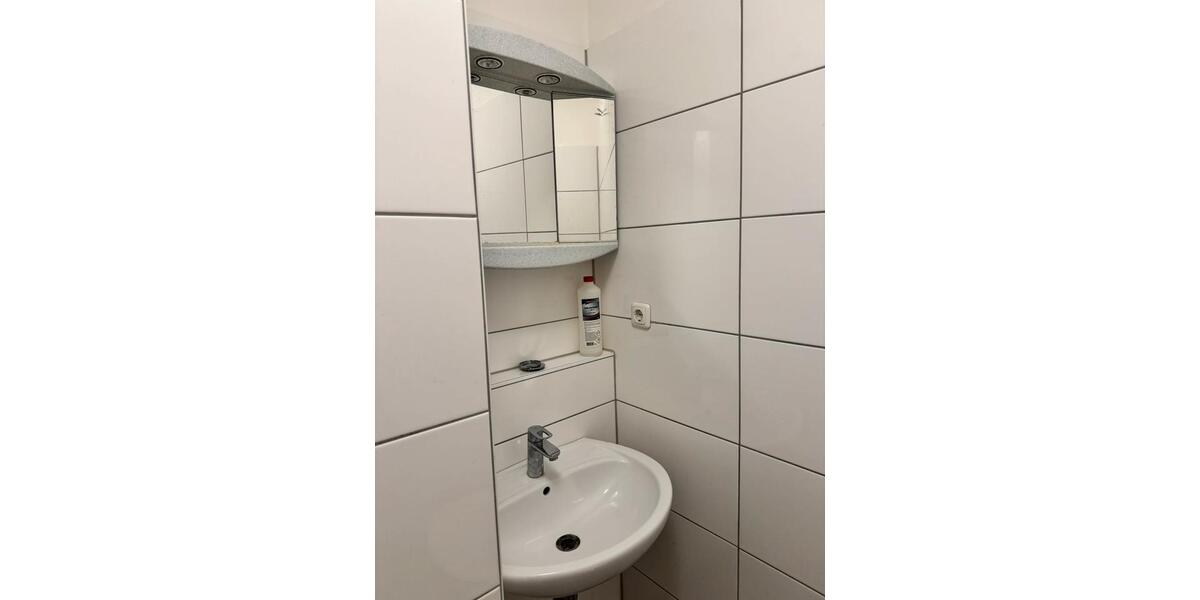 Etagenwohnung Mainz Gonsenheim - 1 Zimmer, 15 m&sup2;, 670&euro; | Angebot:26660704