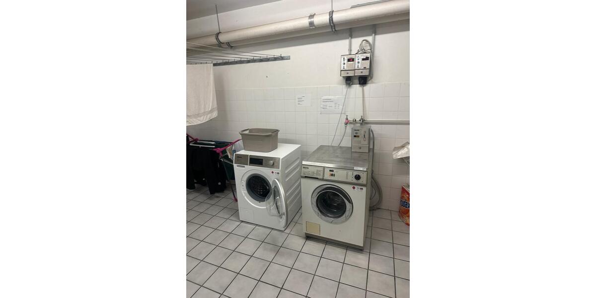 3-Zimmer-Wohnung, Balkon,EBK+2Duplex-Stellplätze 3 zimmer