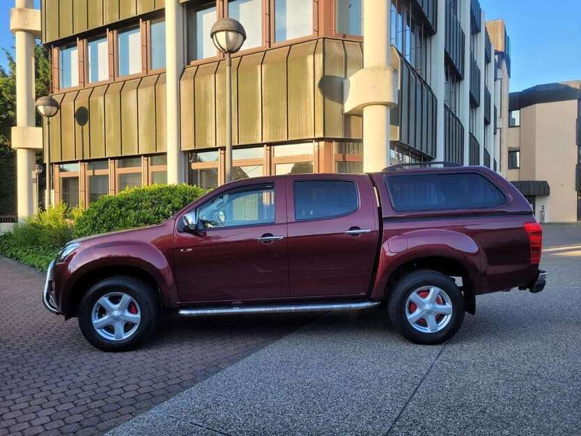 D-Max