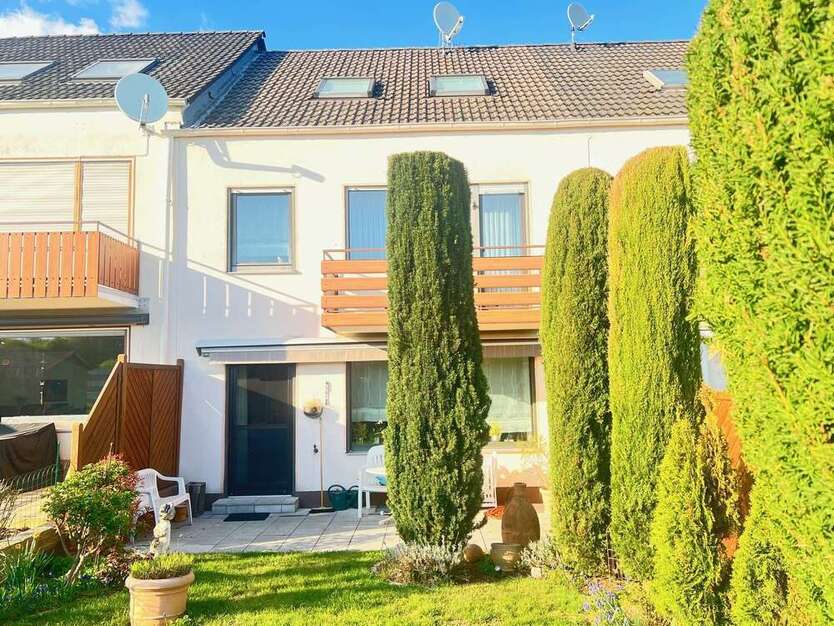 Haus zum Mieten in Flörsheim-Weilbach 2.300 € 130 m²