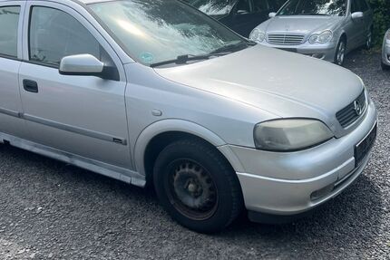 Opel Astra 180.000 km 790 &euro; Wiesbaden 65197