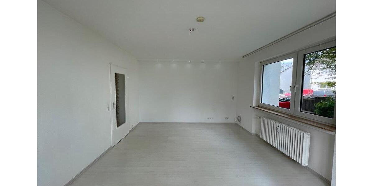 Hochparterre Wiesbaden Mainz-Amöneburg - 2.5 Zimmer, 77 m&sup2;, 260.000&euro; | Angebot:26690446