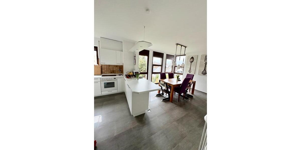 Erdgeschoßwohnung Niedernhausen - 4.5 Zimmer, 111 m&sup2;, 420.000&euro; | Angebot:26339903