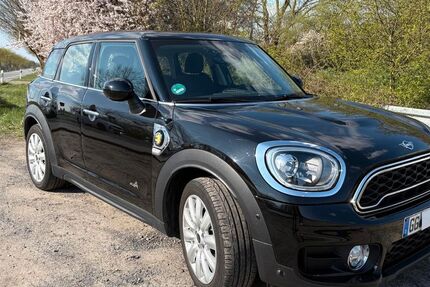 Mini Countryman SE (Cooper) 23.900 km 19.950 &euro; Trebur 65468