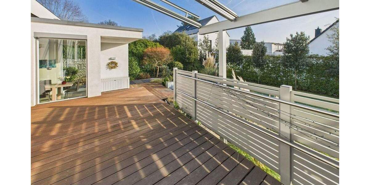 Einfamilienhaus Wiesbaden Sonnenberg - 8 Zimmer, 232 m&sup2;, 1.695.000&euro; | Angebot:25373925