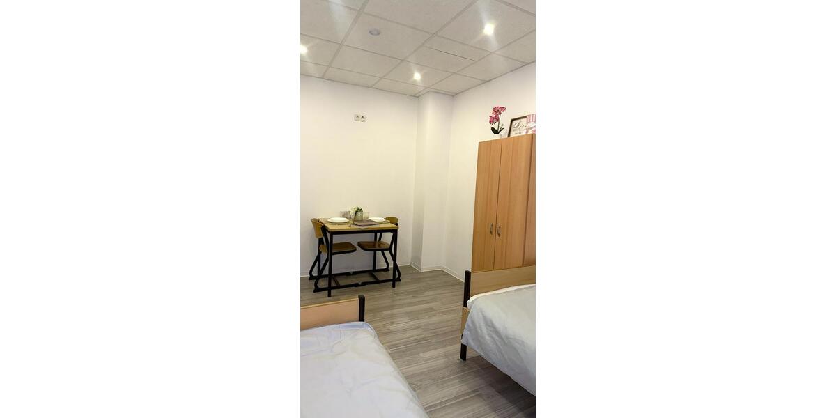 Komfortable Wohnung im Hochheim-Zentrum für Arbeiter 4 zimmer