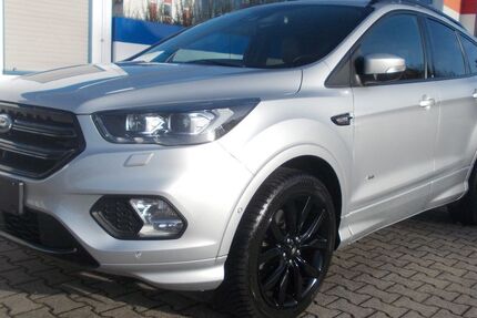 Ford Kuga 56.000 km 16.900 € Mörfelden 64546