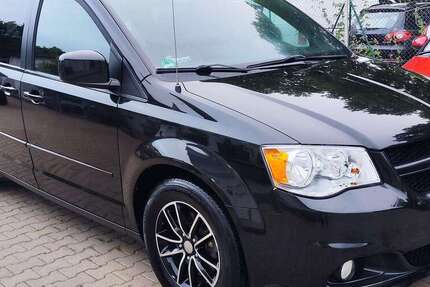 Dodge Grand Caravan 130.000 km 13.500 &euro; Mainz-Kastel 55252
