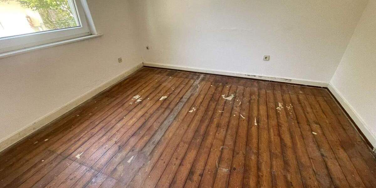 Historisches Mehrfamilienhaus mit großem Potenzial - Im Bieterverfahren 1 zimmer