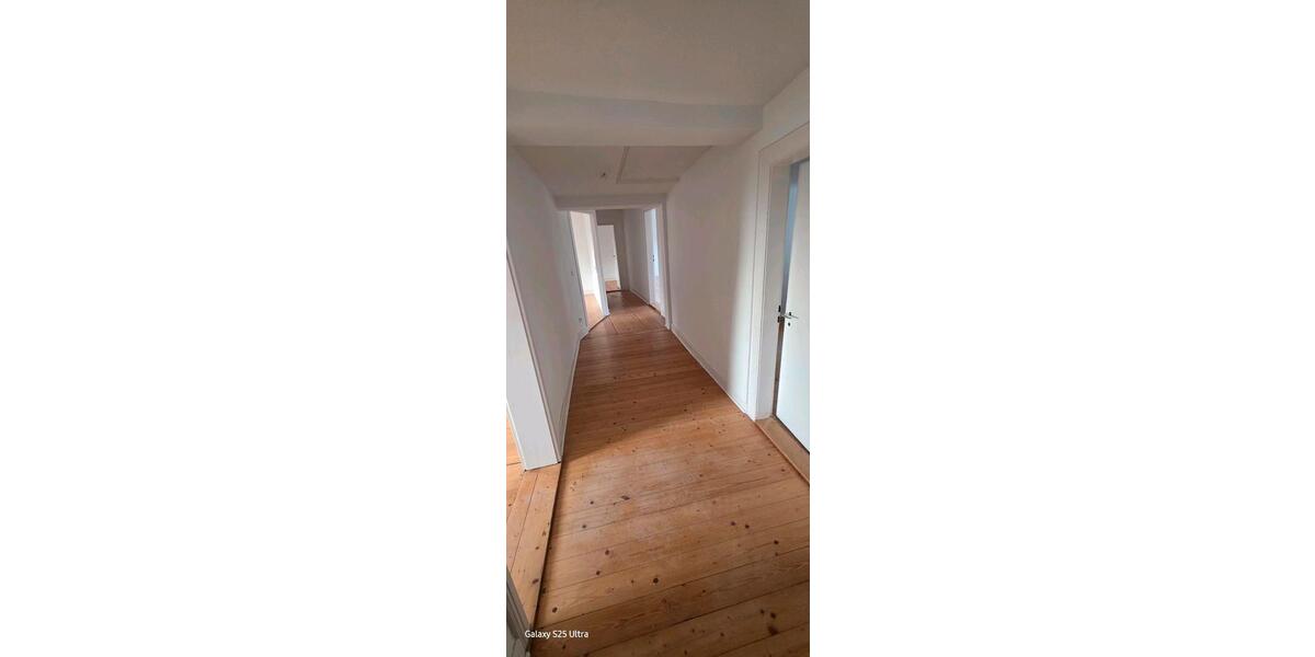 Haus in Zentrale Lage von Nieder- Olm zu vermieten für 2 Jahre 6 zimmer