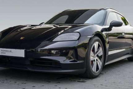 Porsche Taycan 18.610 km 100.960 € Frankfurt am Main 65936