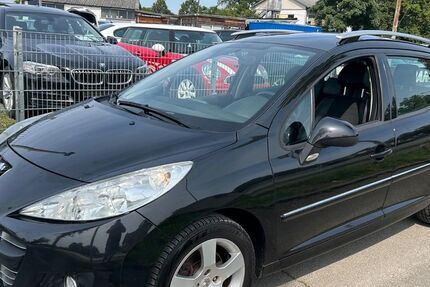 Peugeot 207 280.000 km 2.490 € Rüsselsheim 65428