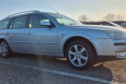 Ford Mondeo 218.000 km 2.350 &euro; Oberursel 61440