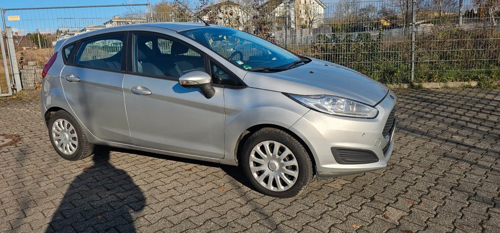 Ford Fiesta 171.635 km 4.200 € Wiesbaden 65201