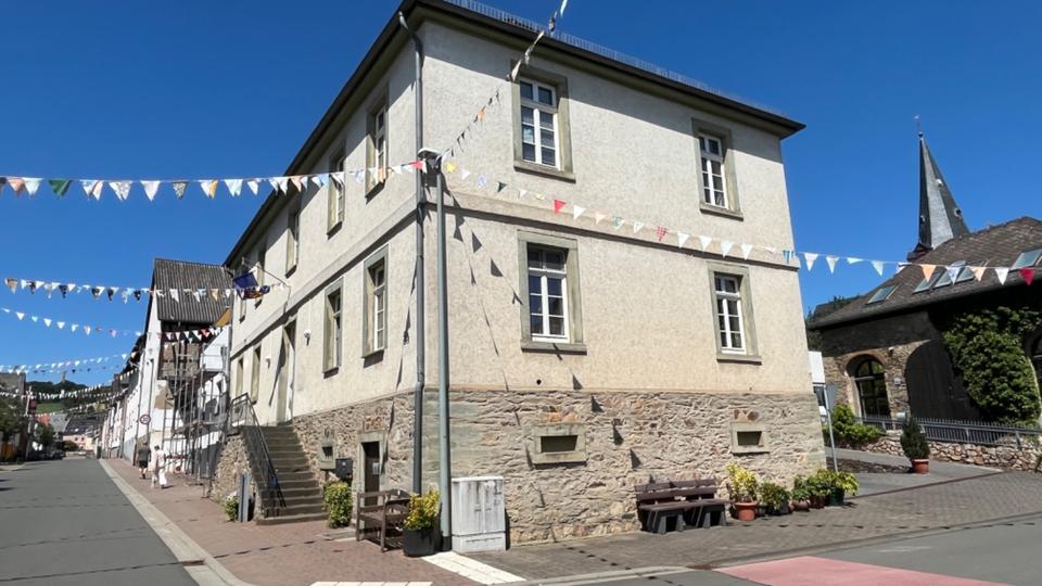 Baujahr 2017, Modernes Wohnen, 85qm, 3ZKB, Abst.Raum, Stellplatz 3 zimmer