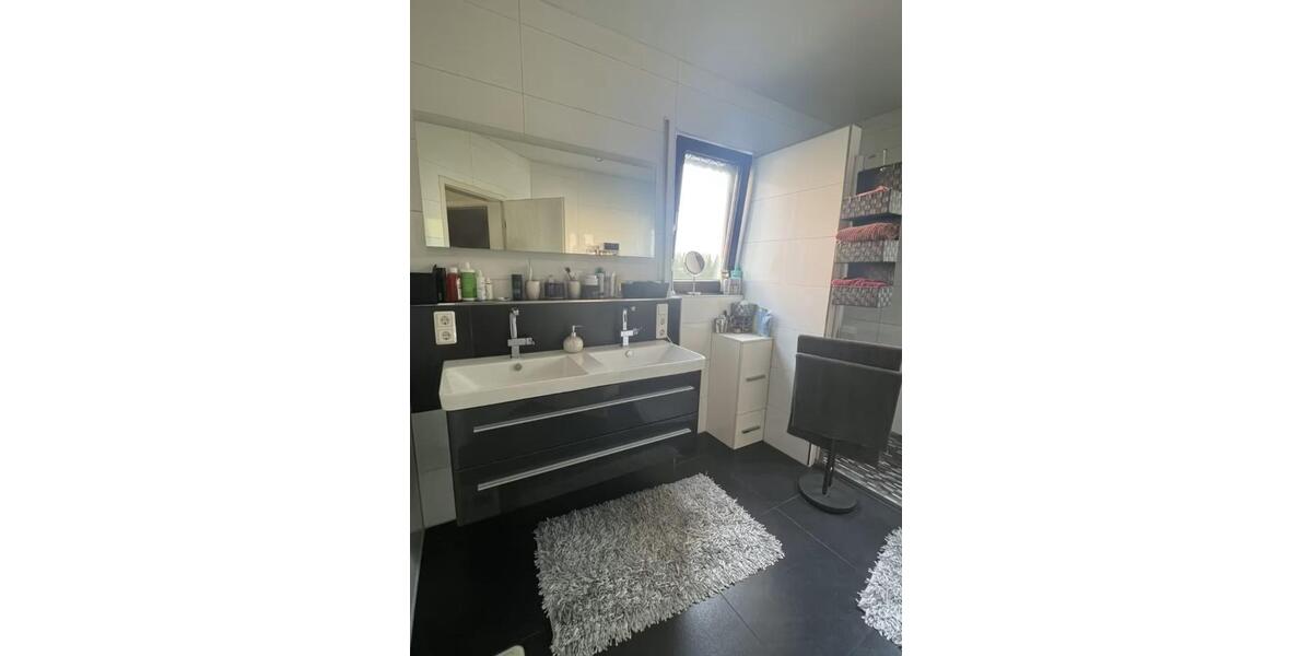 Maisonettenwohnung Wiesbaden Bierstadt - 4.5 Zimmer, 149 m&sup2;, 550.000&euro; | Angebot:26315181