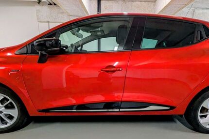 Renault Clio 72.000 km 7.400 &euro; Taunusstein 65232