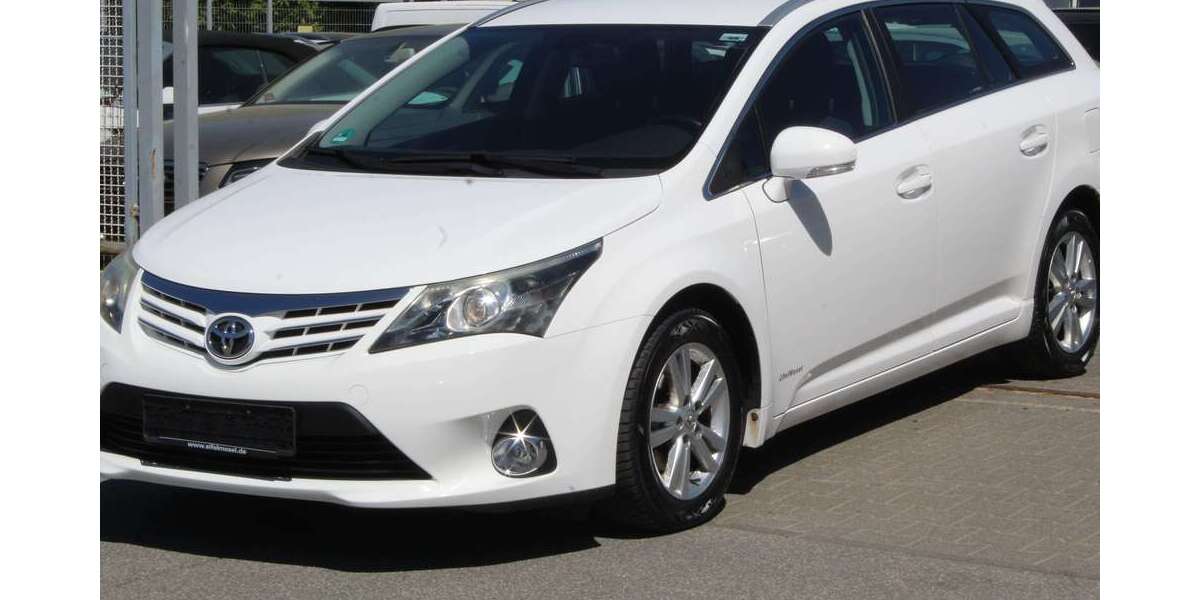Toyota Avensis 129.000 km 9.700 &euro; Mainz-Kastel 55252