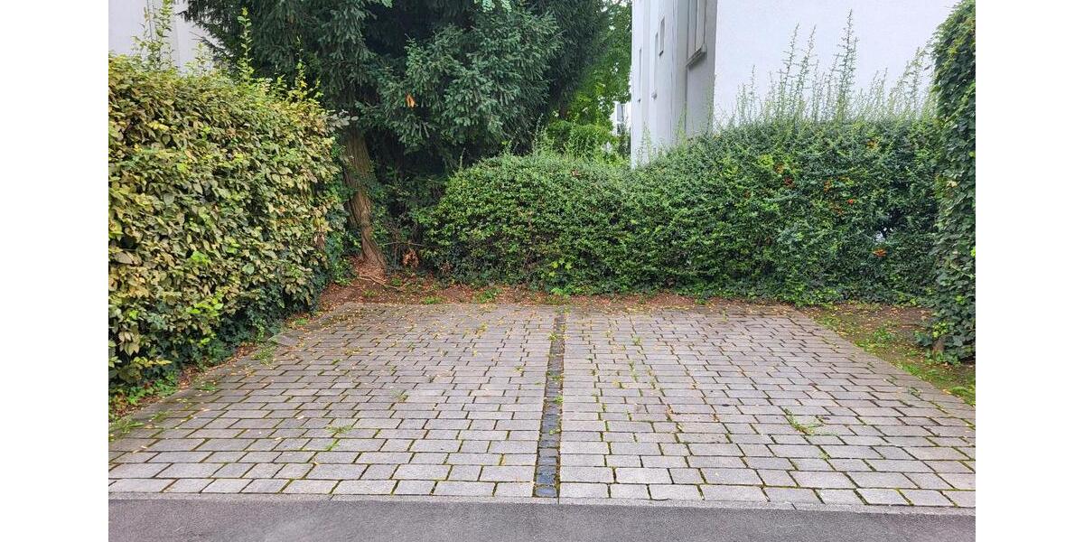 Garagen / Stellplätze Wiesbaden Südost - 75&euro; | Angebot:25996302