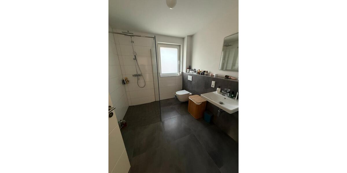 Maisonette-Wohnung mit eigenem Garten in Wiesbaden-Frauenstein 3 zimmer