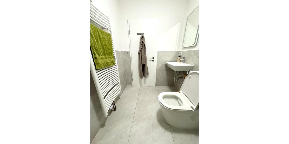 Etagenwohnung Wiesbaden Mainz-Amöneburg - 2 Zimmer, 81 m&sup2;, 280.000&euro; | Angebot:27436218