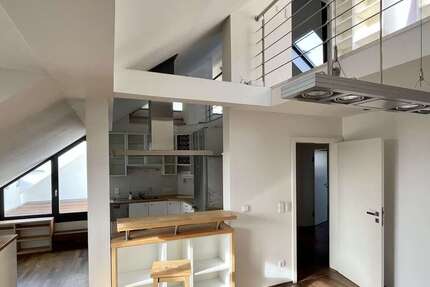 Wohnung zum Kaufen in Frankfurt 680.000 € 90 m² 3 zimmer