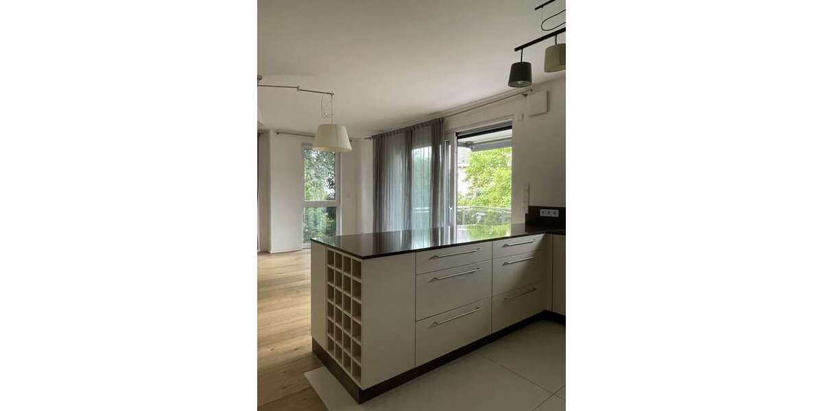 Etagenwohnung Wiesbaden Bierstadt - 4 Zimmer, 119 m&sup2;, 1.750&euro; | Angebot:27203640