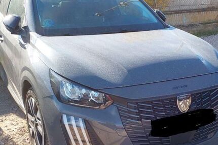 Peugeot 208 16.275 km 19.680 € Rüsselsheim 65428