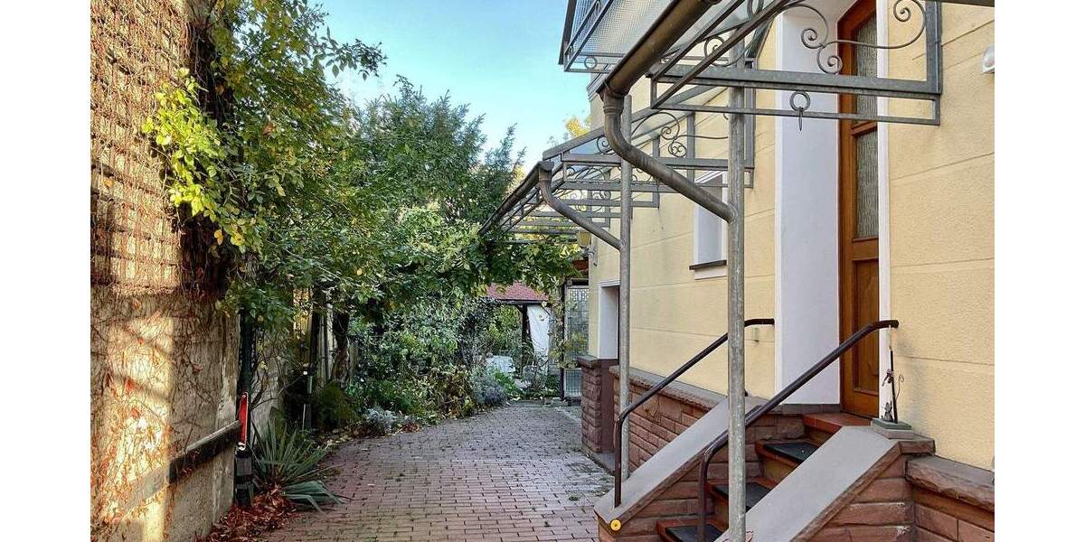 Einfamilienhaus Wiesbaden Schierstein - 5 Zimmer, 122 m&sup2;, 525.000&euro; | Angebot:23972769