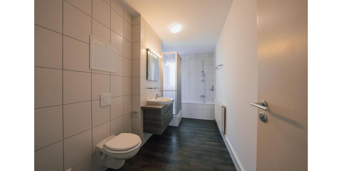 Einfamilienhaus Frankfurt am Main Niederrad - 5 Zimmer, 157 m&sup2;, 2.683&euro; | Angebot:25266800