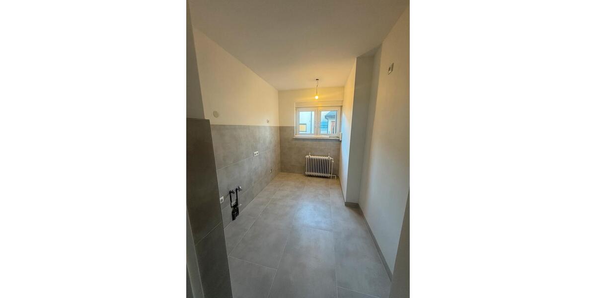 Reihenhaus Frankfurt am Main Mitte-West - 3 Zimmer, 82 m&sup2;, 1.650&euro; | Angebot:25514699