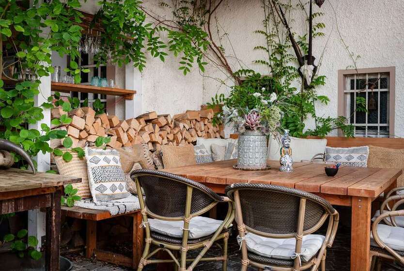 Haus zum Kaufen in Oestrich-Winkel 1.200.000 € 478 m²