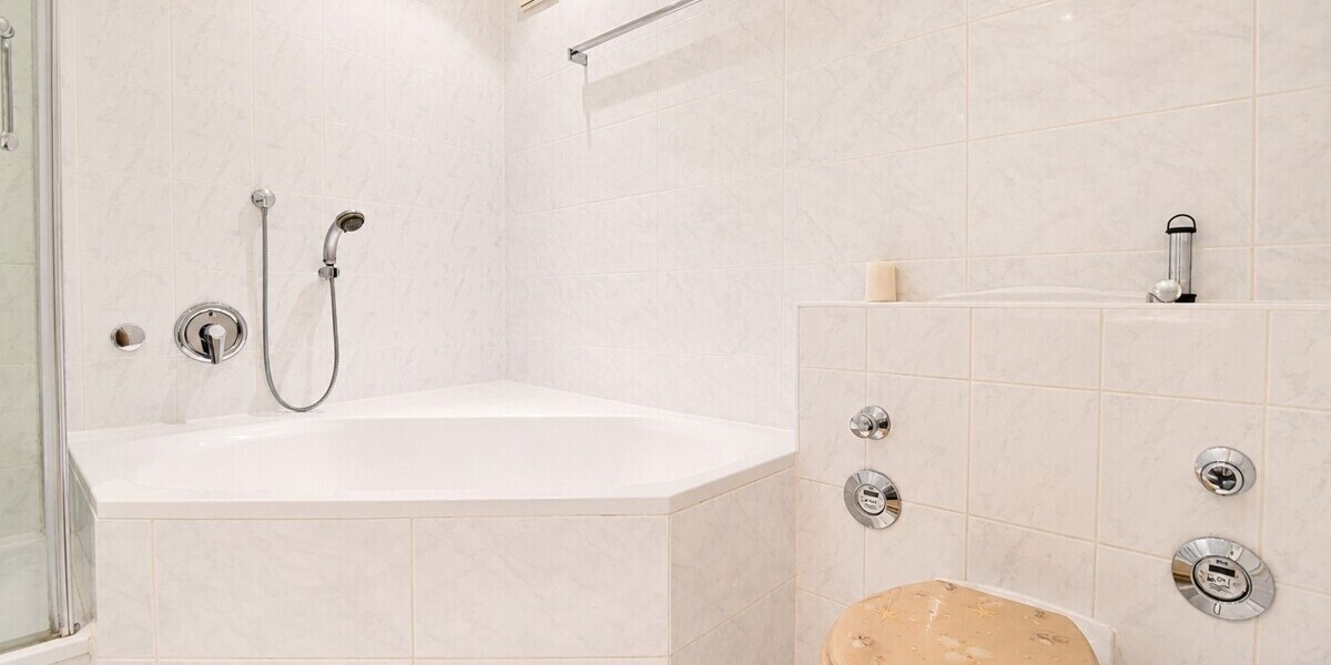 Wunderschöne 2 Zi Wohnung mit Kamin und TG PLatz - hier können Sie entspannen - Etagenwohnung Oberursel | Angebot:27505507