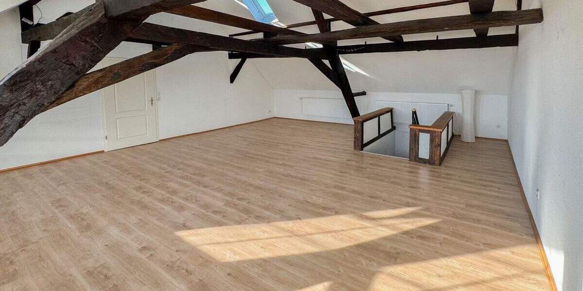 Reihenmittelhaus Katzenelnbogen - 4 Zimmer, 209 m&sup2;, 1.300&euro; | Angebot:24763268