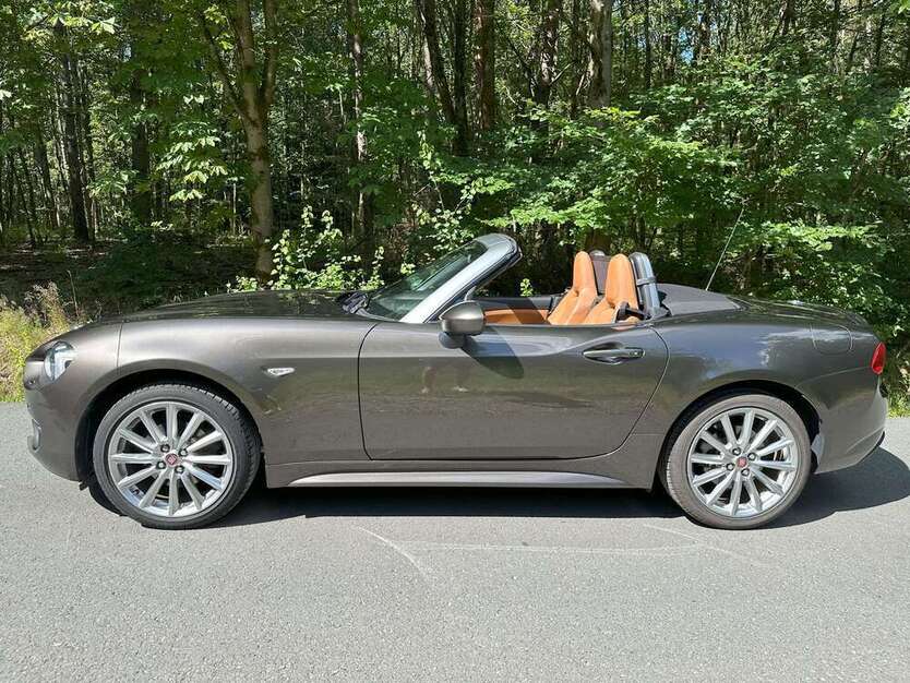 124 Spider