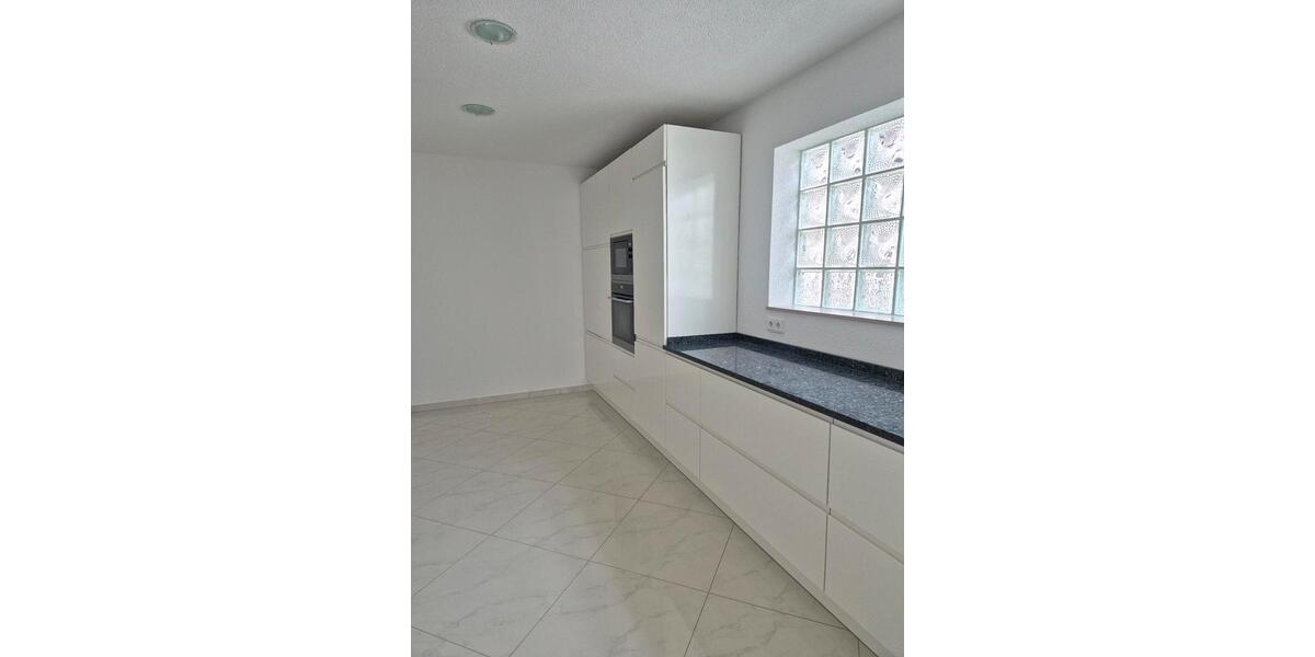 Erdgeschoßwohnung Bischofsheim - 4.5 Zimmer, 143 m&sup2;, 1.790&euro; | Angebot:26221976