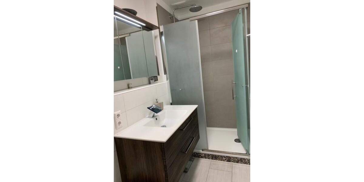 Reihenmittelhaus Frankfurt am Main Praunheim - 5 Zimmer, 120 m&sup2;, 3.000&euro; | Angebot:25108223