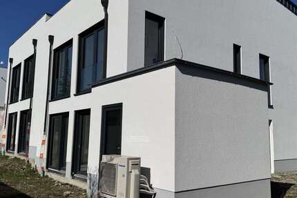 Büro in Hofheim am Taunus 695.000 € 213 m² zimmer