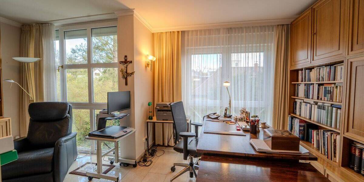 Etagenwohnung Wiesbaden Südost - 5 Zimmer, 158 m&sup2;, 649.000&euro; | Angebot:25996513